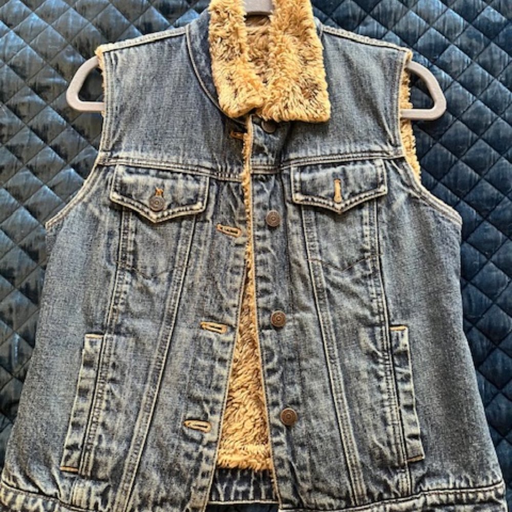 Vintage '90s denim vest